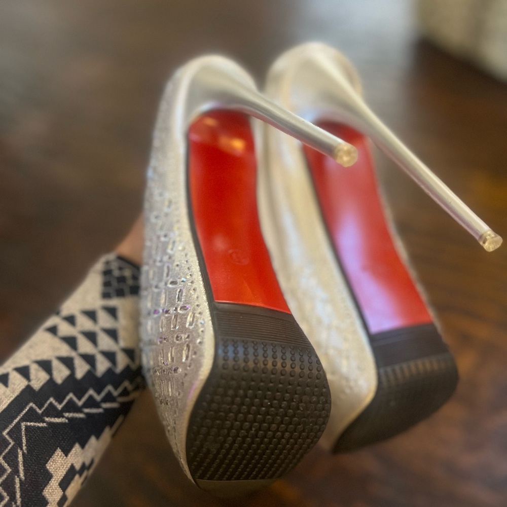 Silver High Heels 👠 - Picture 6 of 7
